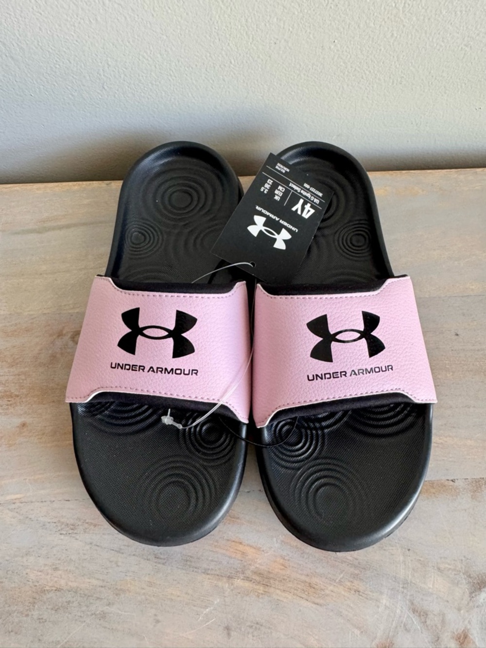 Under Armour UA Ignite Select GP Girls Slides Size 4Y